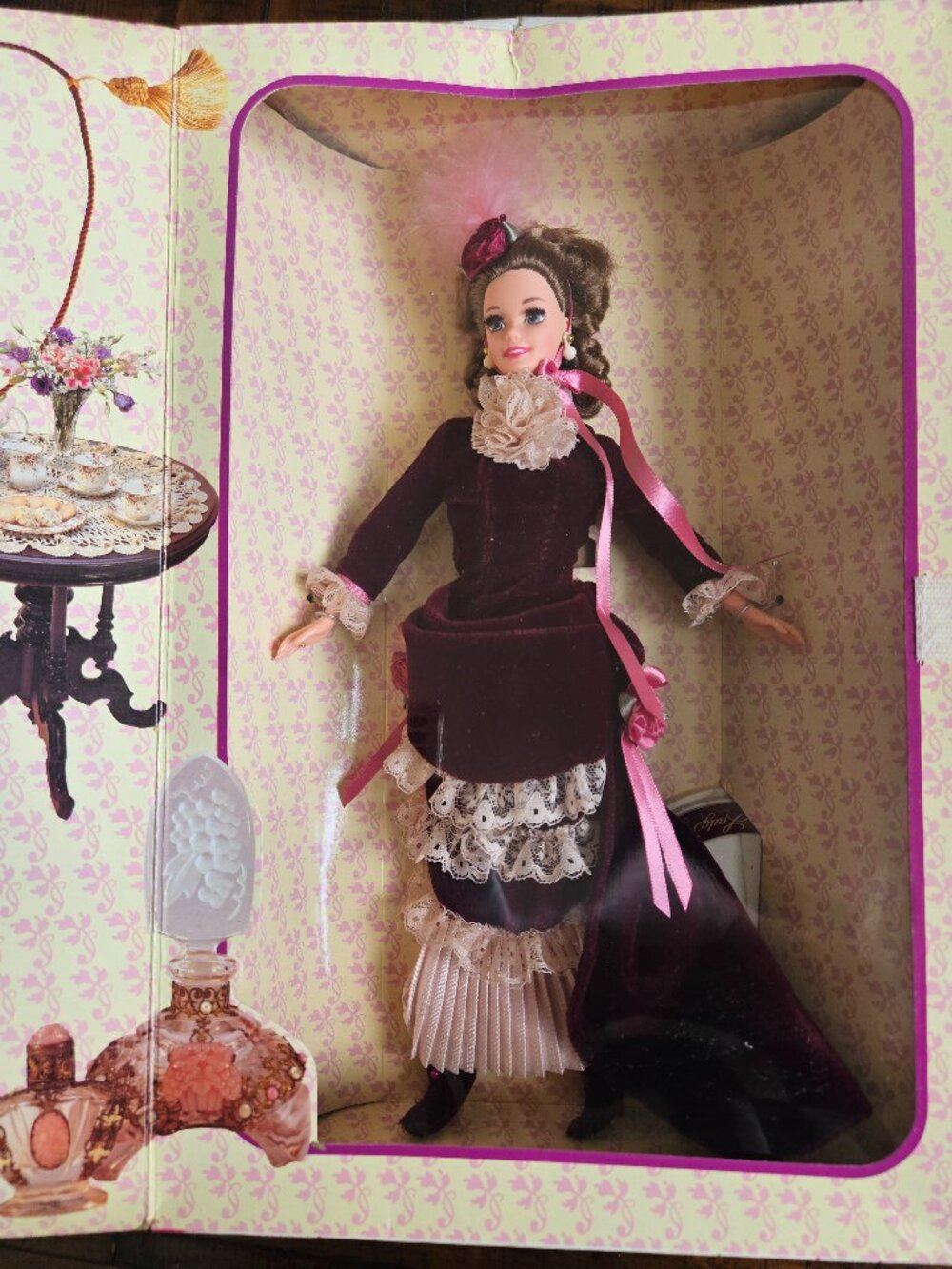 1995 Barbie DOLL Victorian Lady Original Box Collector Edition
